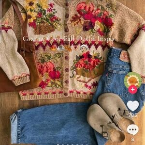 Heirloom Collectibles Vintage Sweater